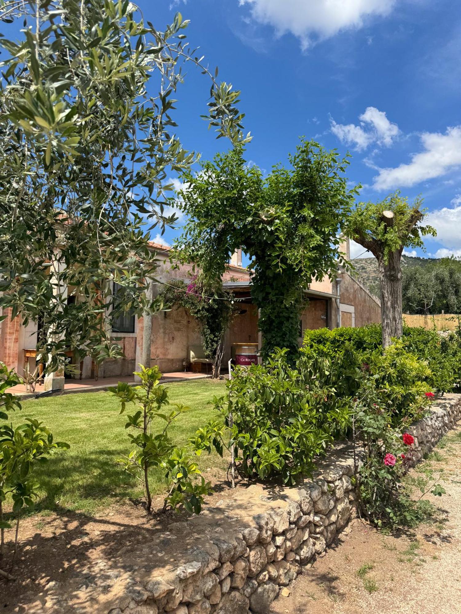 Signor Cesare Agrobistrot B&B ซานโจวานนี โรตอนโด ภายนอก รูปภาพ